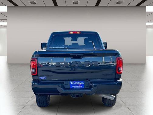 2026 RAM 2500 Big Horn Crew Cab 4x4 6'4' Box