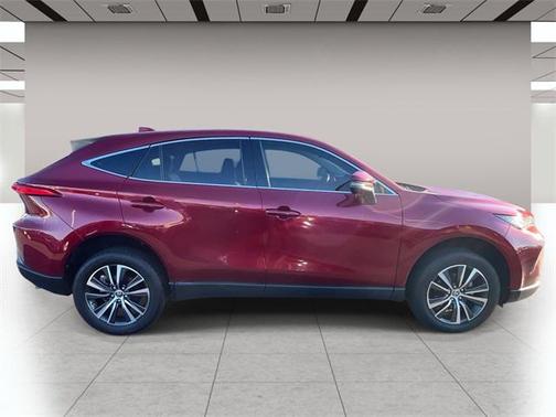 2023 Toyota Venza LE