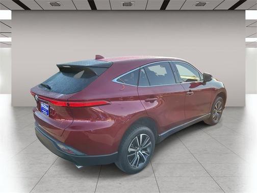 2023 Toyota Venza LE