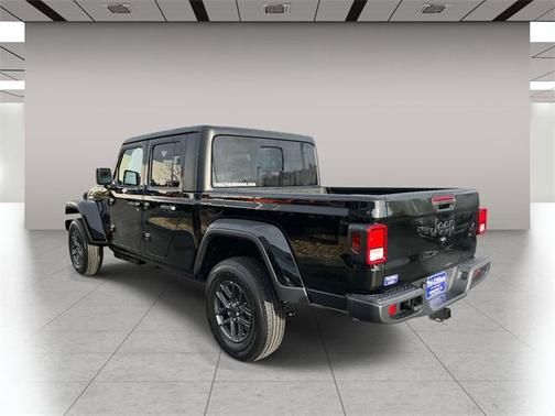 2026 Jeep Gladiator Sport S