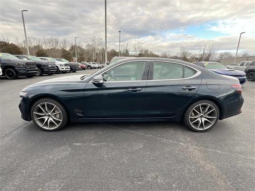 2024 Genesis G70 2.5T RWD