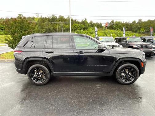 2024 Jeep Grand Cherokee Altitude