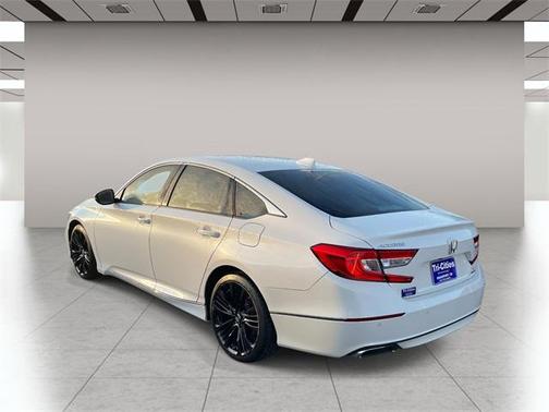 2018 Honda Accord Touring 2.0T