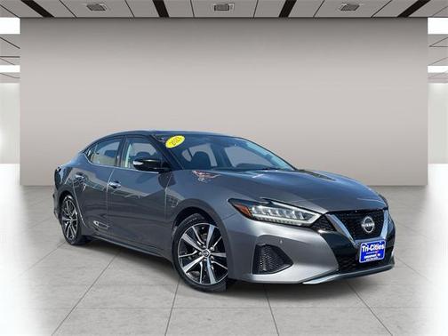 2023 Nissan Maxima SL