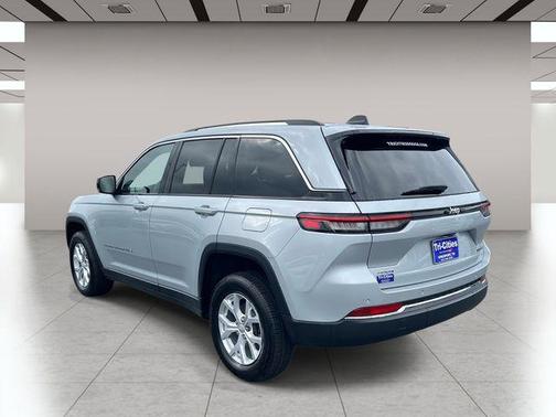 Silver Zynith 2023 Jeep Grand Cherokee Limited