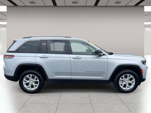 Silver Zynith 2023 Jeep Grand Cherokee Limited