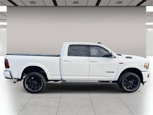 2022 RAM 2500 Laramie Crew Cab 4x4 6'4' Box