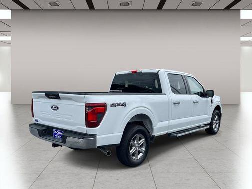 Oxford White 2024 Ford F-150 XLT