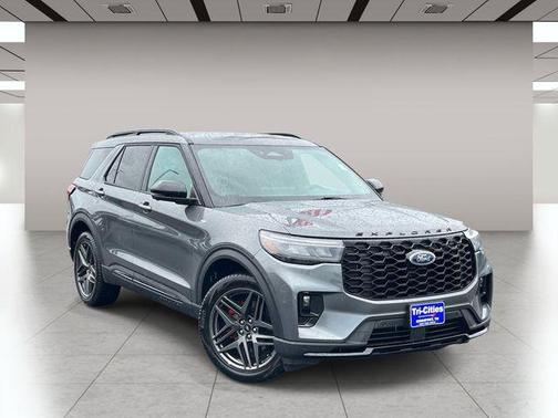 Gray Metallic 2025 Ford Explorer ST-Line