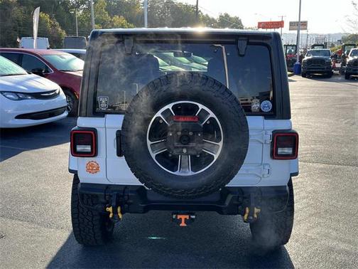 2023 Jeep Wrangler 4-Door Sahara 4x4