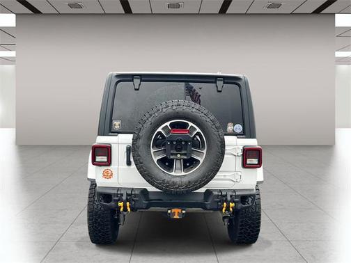 2023 Jeep Wrangler 4-Door Sahara 4x4