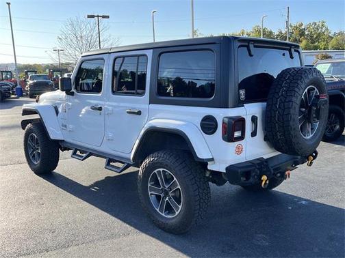 2023 Jeep Wrangler 4-Door Sahara 4x4