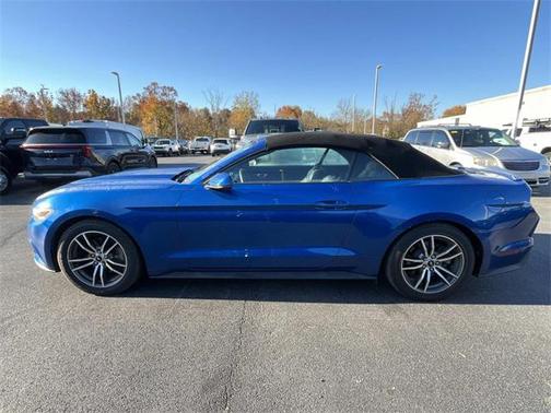 2017 Ford Mustang EcoBoost Premium