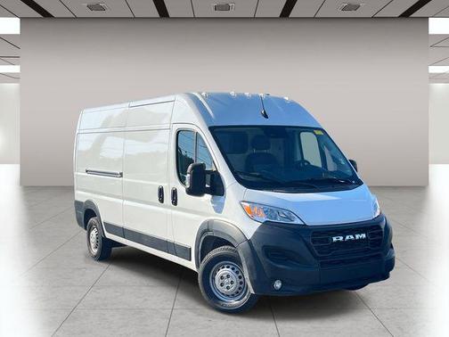 Bright White Clearcoat 2025 RAM ProMaster 2500 Tradesman