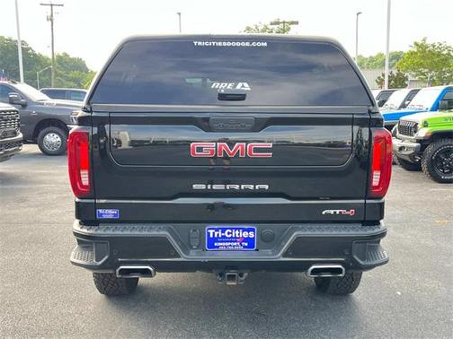 2022 GMC Sierra 1500 AT4
