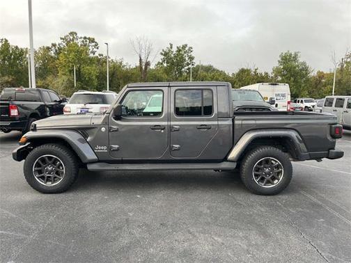 2022 Jeep Gladiator Overland