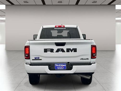 2026 RAM 2500 Big Horn Crew Cab 4x4 6'4' Box
