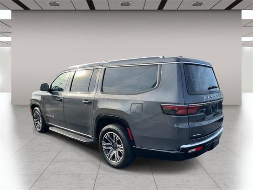 2023 Jeep Wagoneer L Series II 4x4