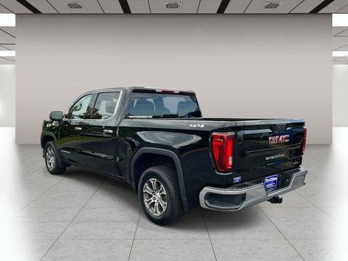Onyx Black 2025 GMC Sierra 1500 SLT
