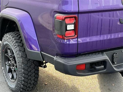 2026 Jeep Gladiator Willys 4x4