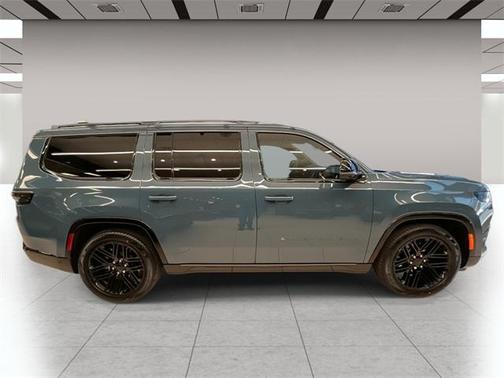 2026 Jeep Grand Wagoneer Limited Reserve 4x4