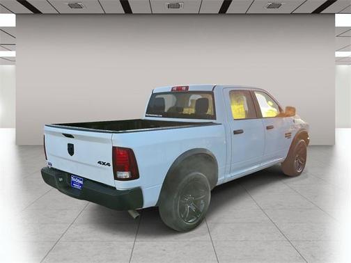 2024 RAM 1500 Classic Warlock Crew Cab 4x4 5'7' Box
