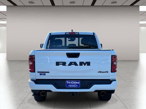 Bright White Clearcoat 2026 RAM 1500 Big Horn/Lone Star