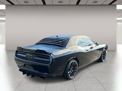 Pitch Black Clearcoat 2021 Dodge Challenger R/T Scat Pack