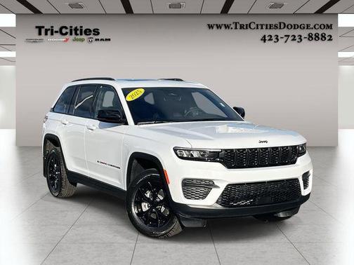 2025 Jeep Grand Cherokee Altitude