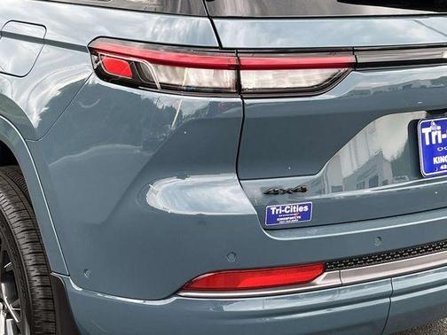 Steel 2026 Jeep Grand Cherokee Summit