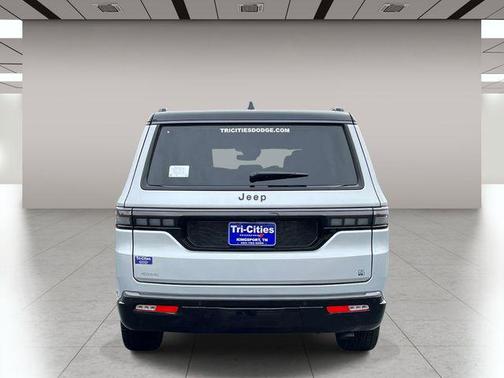 Silver Zynith 2026 Jeep Grand Wagoneer 4x4