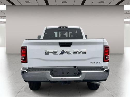 2025 RAM 2500 Tradesman Crew Cab 4x4 8' Box