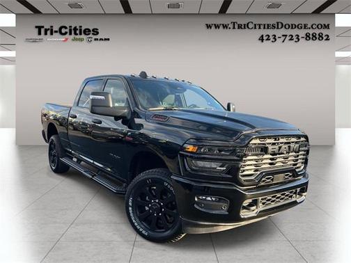 2025 RAM 2500 Big Horn Crew Cab 4x4 6'4' Box