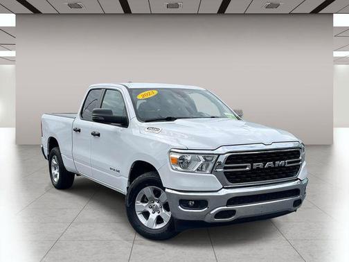 Bright White Clearcoat 2023 RAM 1500 Big Horn/Lone Star