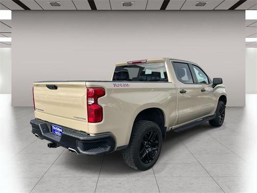 2022 Chevrolet Silverado 1500 Custom Trail Boss