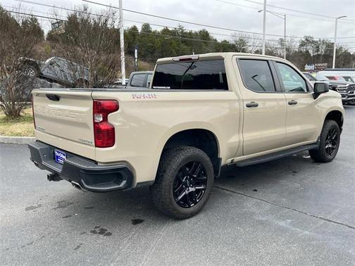 2022 Chevrolet Silverado 1500 Custom Trail Boss
