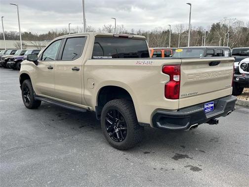 2022 Chevrolet Silverado 1500 Custom Trail Boss