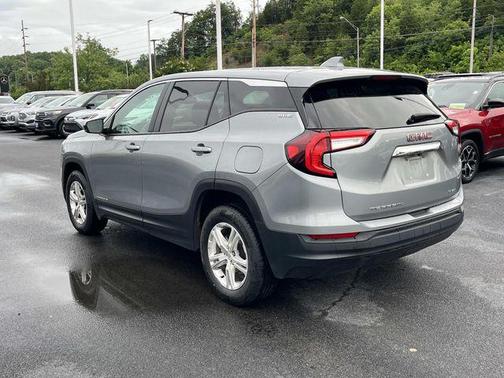 Sterling 2024 GMC Terrain SLE