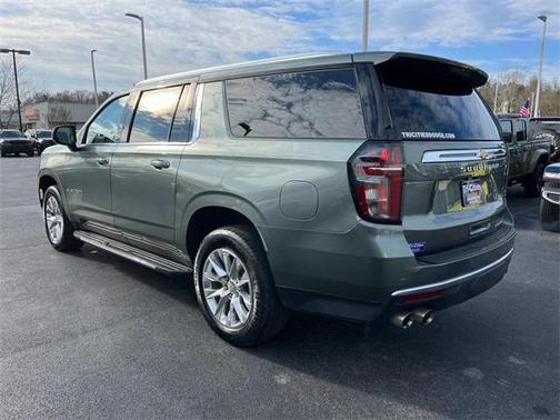 2023 Chevrolet Suburban Premier