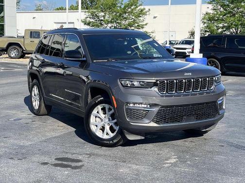 Baltic Gray Metallic Clearcoat 2025 Jeep Grand Cherokee Limited
