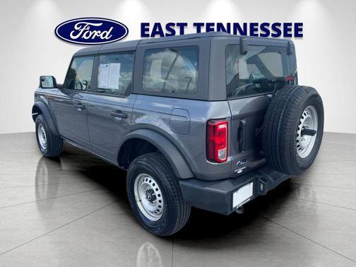 Carbonized Gray Metallic 2025 Ford Bronco Base