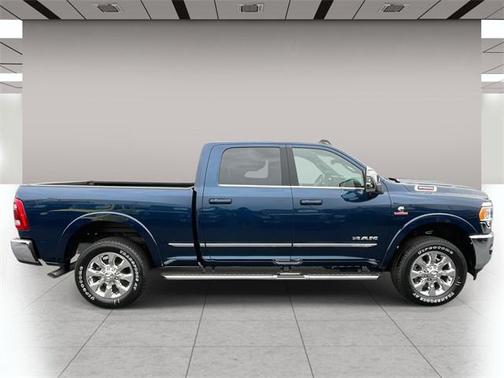 2024 RAM 2500 Limited Crew Cab 4x4 6'4' Box