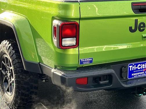 2025 Jeep Gladiator High Tide