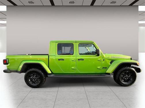 2025 Jeep Gladiator High Tide