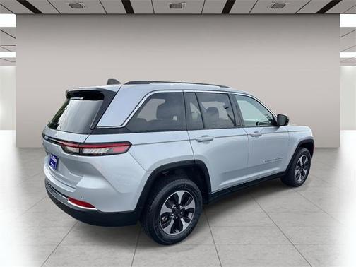 2023 Jeep Grand Cherokee 4xe Base
