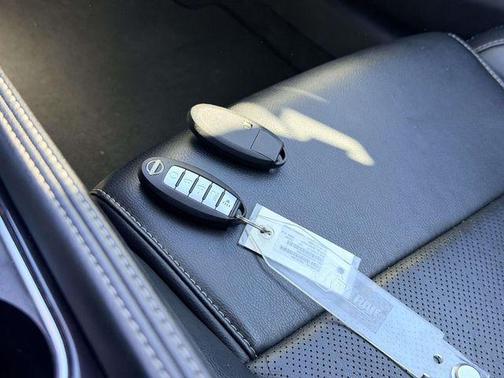 Scarlet Ember Tintcoat 2023 Nissan Maxima SL