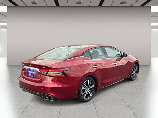 2023 Nissan Maxima SL