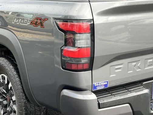 Gun Metallic 2024 Nissan Frontier PRO-4X