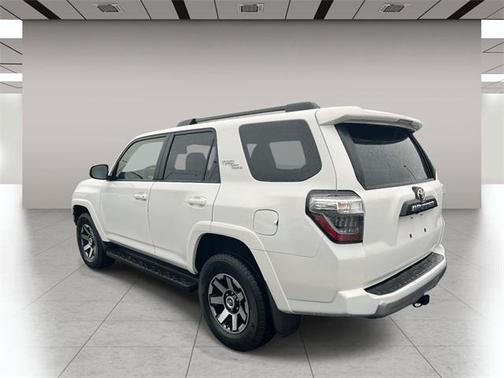 2024 Toyota 4Runner TRD Off Road