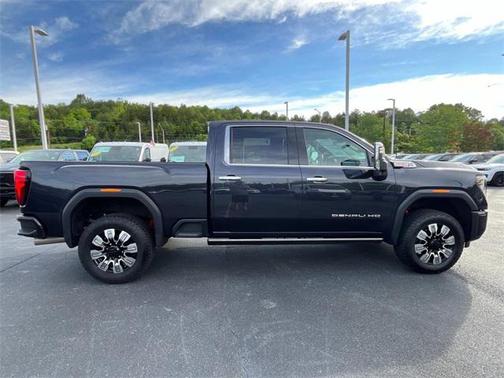 2024 GMC Sierra 2500 Denali